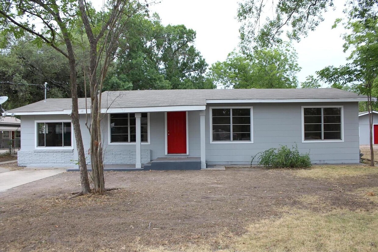 Foto principal - 4427 N Hein Rd