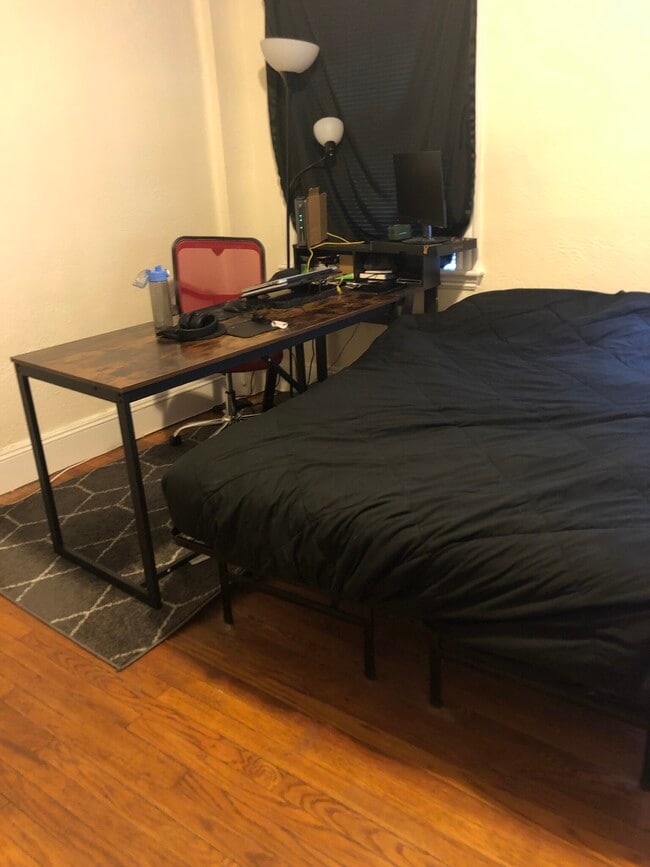 Building Photo - 72 Revere St