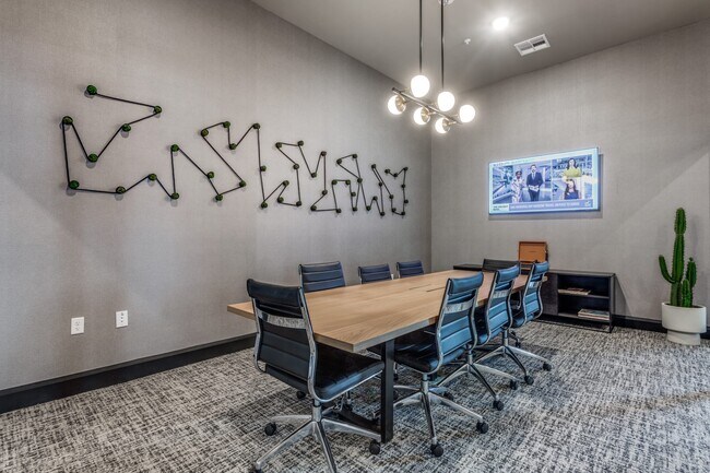Building Photo - Discover Convenience: Explore Our Function...