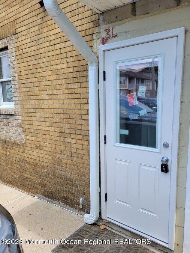 192 Whitehead Ave, South River, NJ 08882 Townhome Rentals in South