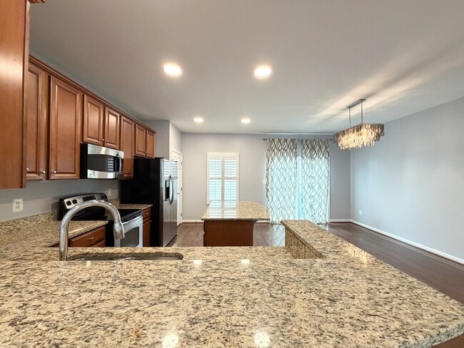 Building Photo - 14008 Cannondale Way
