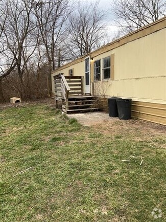 Building Photo - 261 Scott Ln