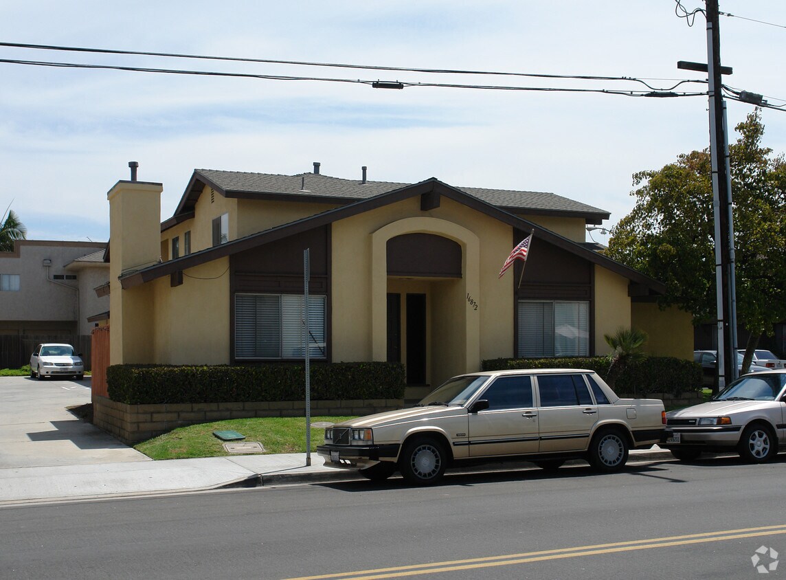 Foto del edificio - 16872 Green St