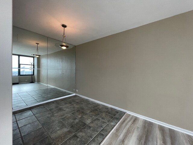 Foto del edificio - 3430 N Lake Shore Dr