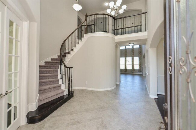 Building Photo - 28118 Hawkeye Ridge Ln
