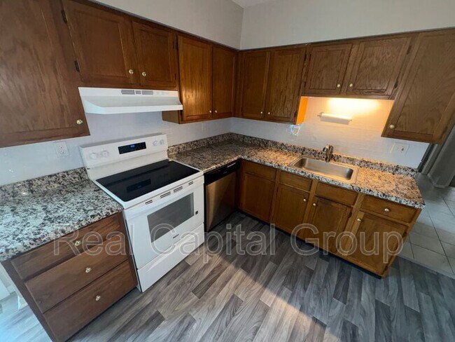Foto del edificio - 422 Spring St