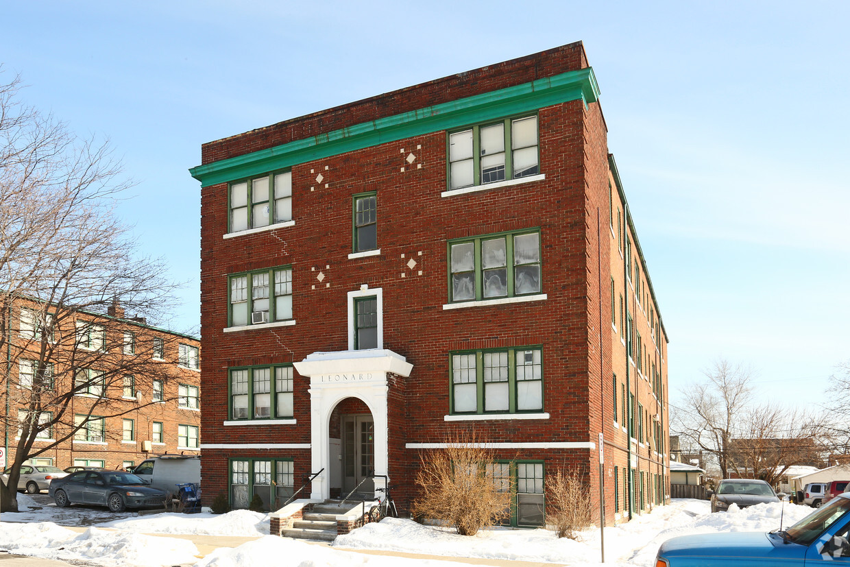 Primary Photo - Leonard Apartments