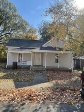 Building Photo - 1107 Campbell St