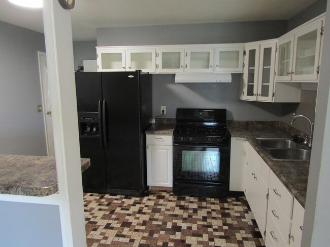 Building Photo - 2020 Key Largo Dr
