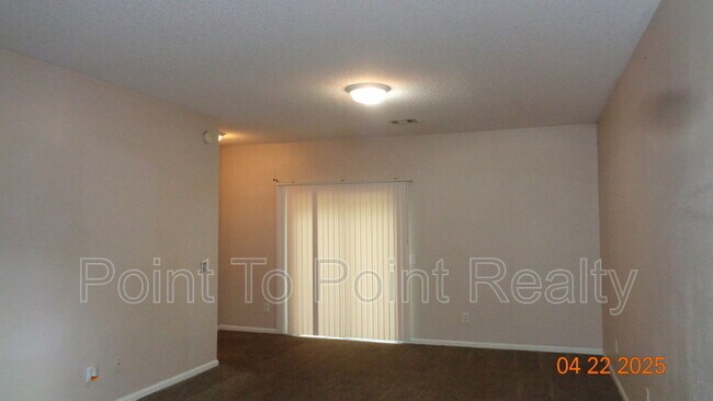 Foto del edificio - 4822 Playpen Dr