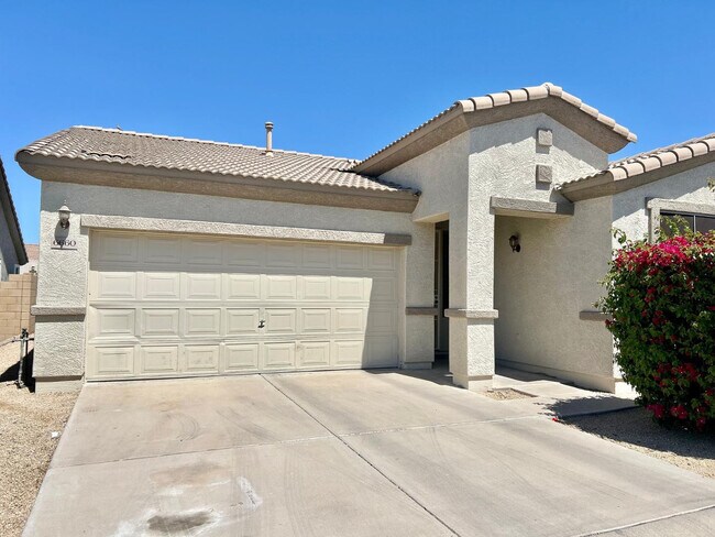 Foto del edificio - 6660 E Roland St