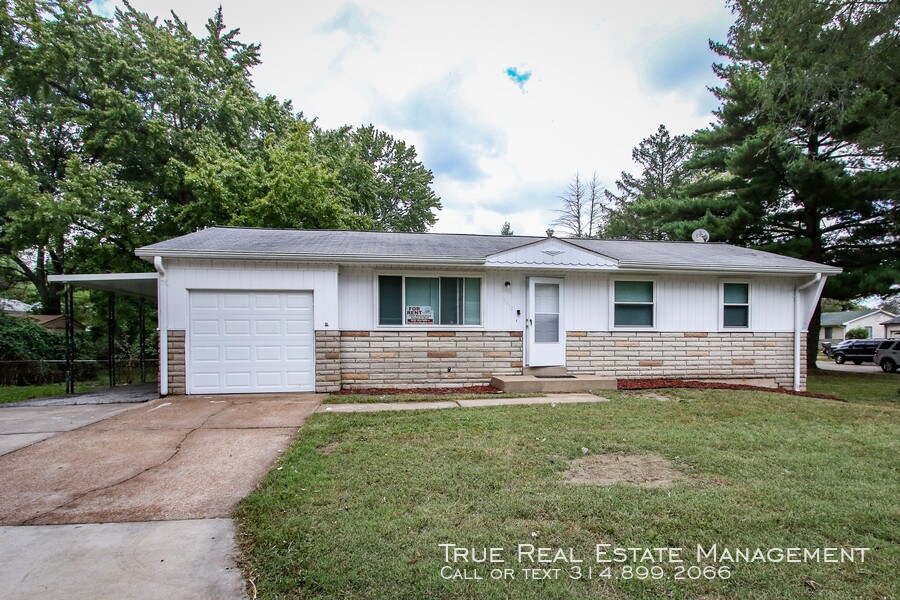 Foto principal - 2033 Bella Clare Dr