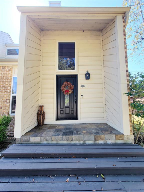 Foto del edificio - 219 April Waters Dr W