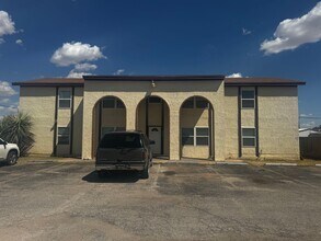 Building Photo - 4707 Shadylane Dr