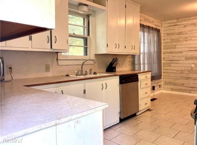Foto del edificio - 3 br, 1 bath House - 1718 S 14th St