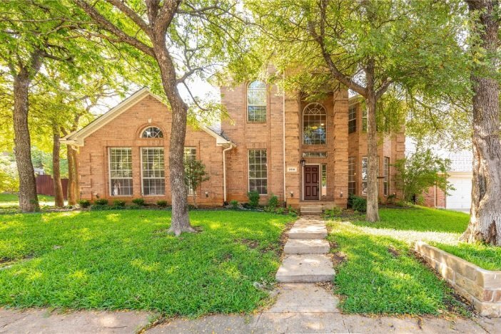 Primary Photo - Lovely home nestled south Arlington