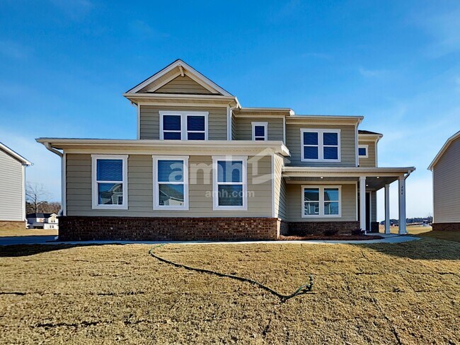 Building Photo - 204 Chase Ln