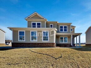 Building Photo - 204 Chase Ln