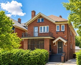 Building Photo - 3027 Tuxedo St