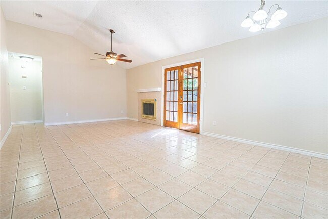 Foto del edificio - 20319 Greenwade Cir