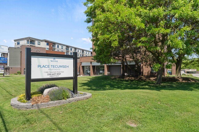 Photo du bâtiment - Place Tecumseh Apartments