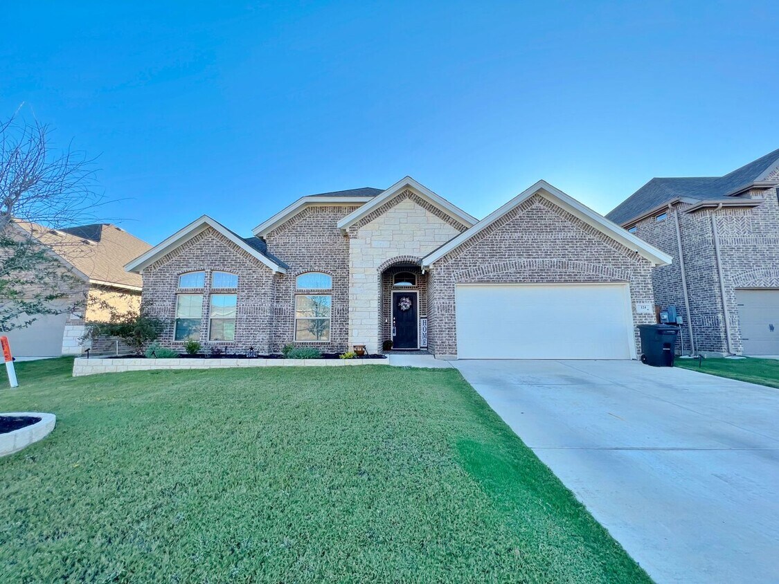 124 Independence Dr, Joshua, TX 76058 House Rental in Joshua, TX