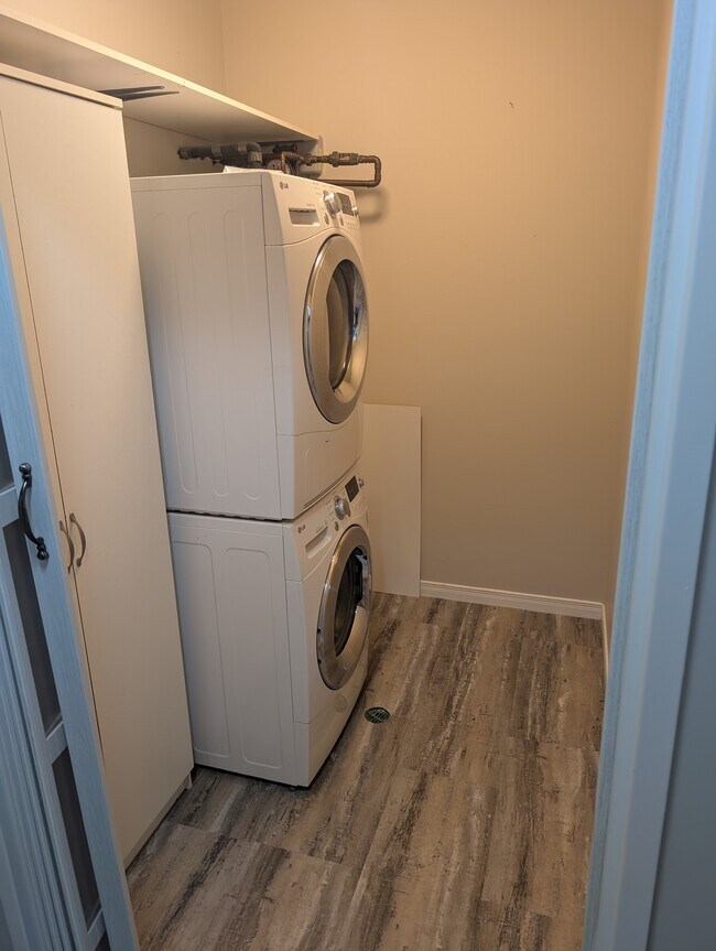 Photo du bâtiment - 5 Valleyside Dr