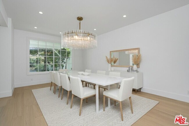 Foto del edificio - 2205 Canyonback Rd