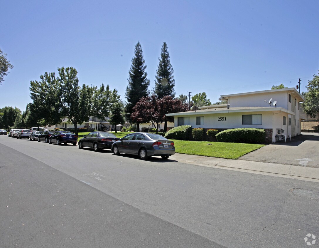 Carmichael Cove Apartments Carmichael, CA