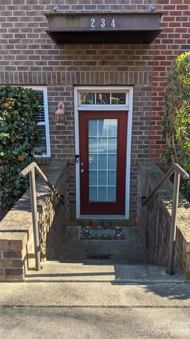 Foto del edificio - 234 Harbour Pl Dr