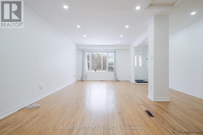 Building Photo - 50 Applemore Rd