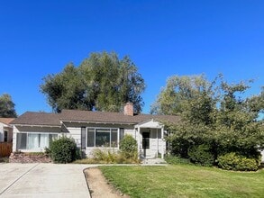 Building Photo - 975 Delmar Way