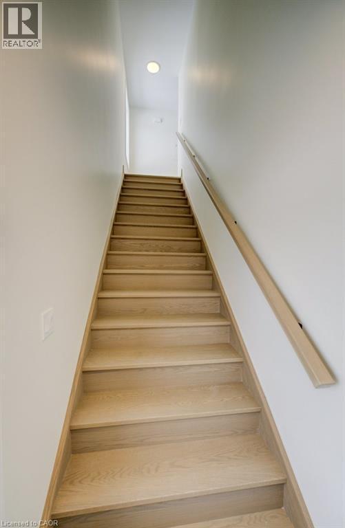 Building Photo - 19 Downey St