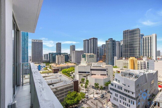 Foto del edificio - 227 NE 2nd St