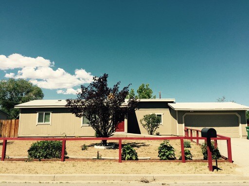 Building Photo - 3863 Puffin St