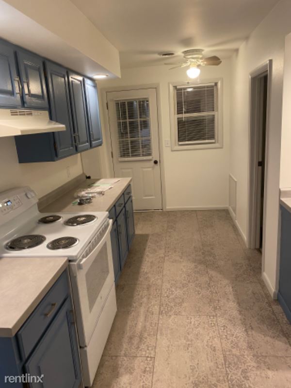Primary Photo - 2 br, 1 bath House - 902 Townline Rd