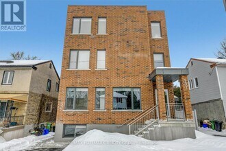 Building Photo - 137 Marquette Ave