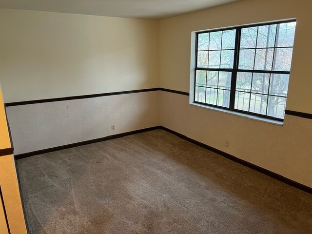 Foto del edificio - 1616 Speaker Rd