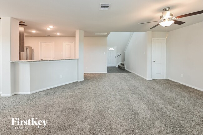 Building Photo - 25594 Roy Rogers Ct
