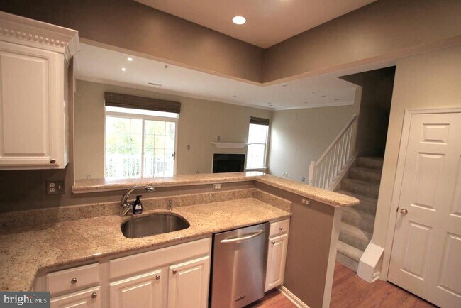 Foto del edificio - 11402 Gate Hill Pl