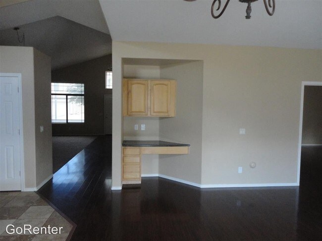 Building Photo - 13009 W Gelding Dr