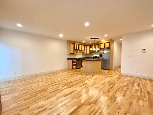 Foto del edificio - 2448-2452 Geary Blvd