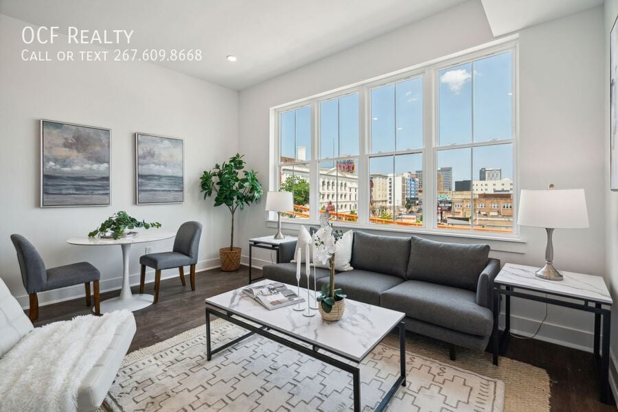 Foto principal - 813 N Broad St