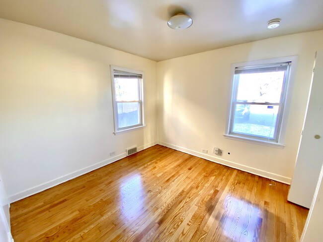 Building Photo - 3317 Jackson St