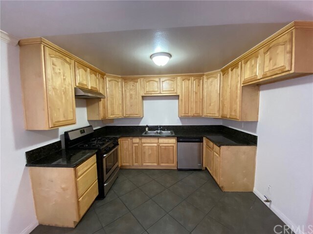 Building Photo - 1712 S 3rd St