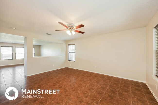 Building Photo - 9750 Hawk Elm