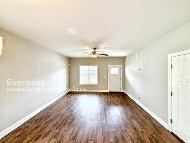 Foto del edificio - 5344 Roosevelt Rd