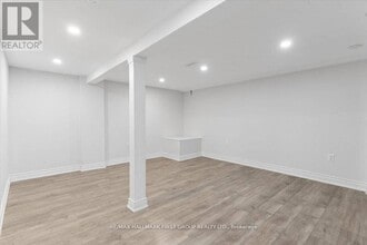 Building Photo - 46 Tulloch Dr