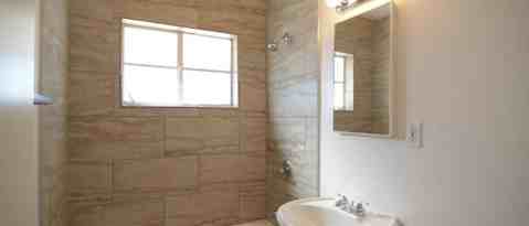 Building Photo - 4560 E 19th St