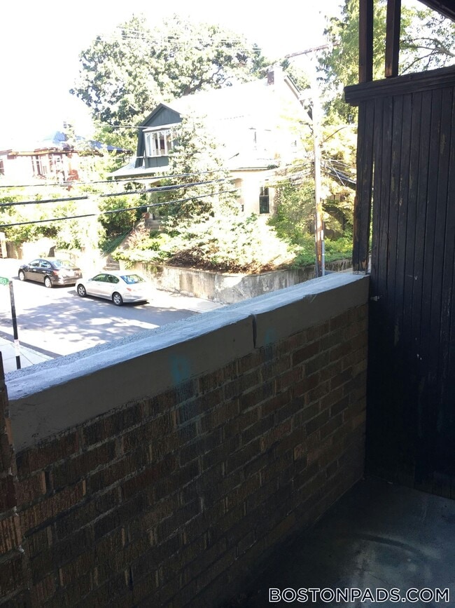 Building Photo - 4 Vinal St